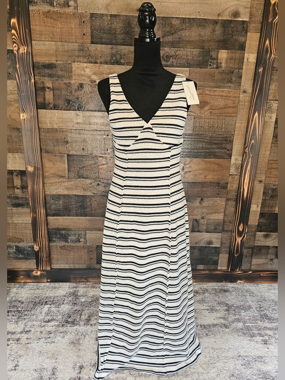 Stripped Maxi Dress Small NWT Black & Cream